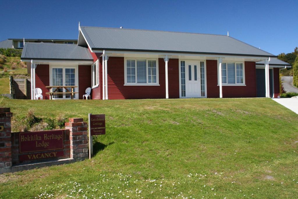 Hokitika Heritage Lodge Стая снимка